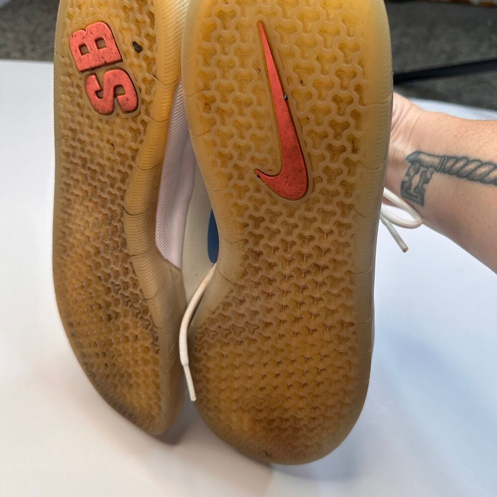 Nike SB Nyjah Free 2 Summit White Skate Shoes - Picture 6 of 7